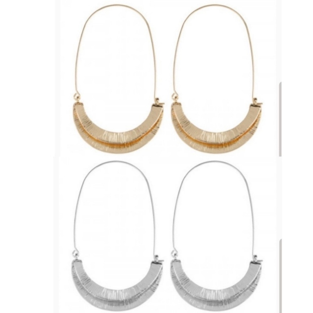 Trendy Silver Crescent Earrings New In Boutique Bag - Picture 4 of 5